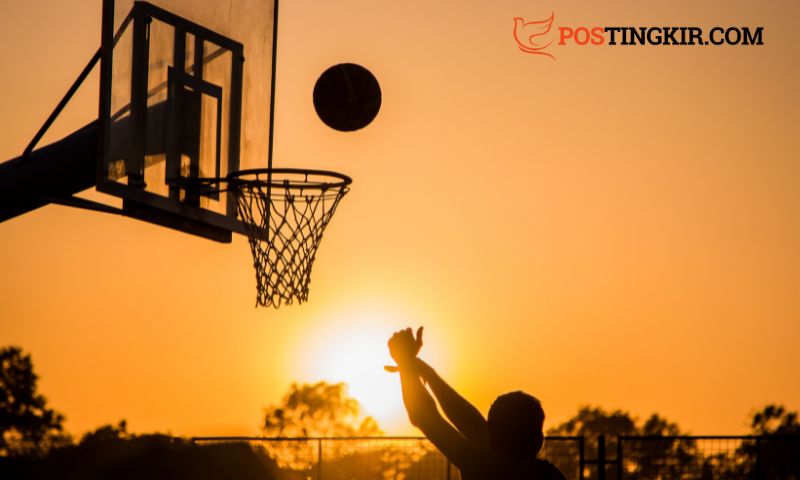 Satu Tim Dalam Permainan Bola Basket Terdiri Atas Berapa Orang?